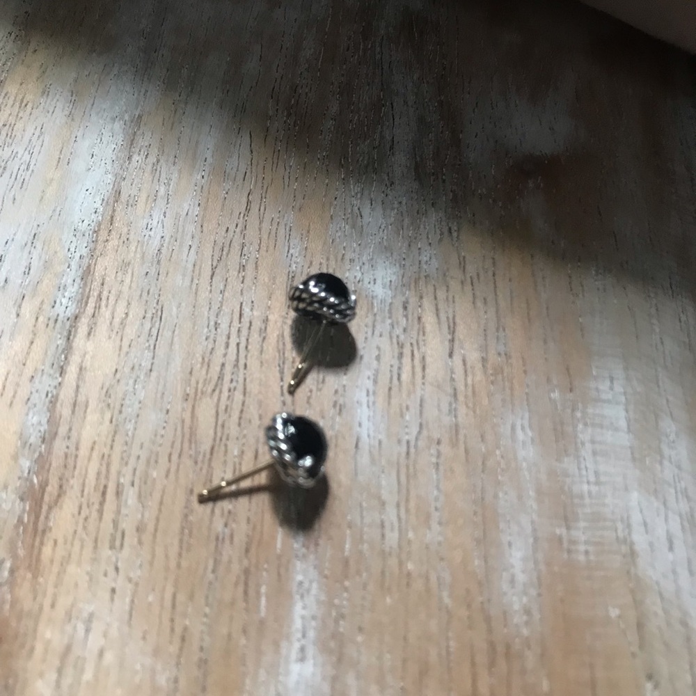 David Yurman petite chatelaine cabuchon Black Onyx Earrings